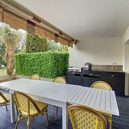 Luxueux 3 Pieces, Terrasse Unique,tres Bien Situe Apartment *